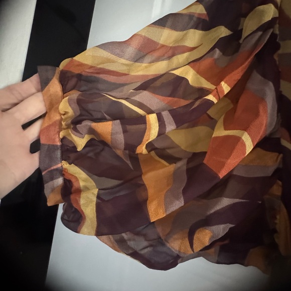 Chic Autumnal Long Sleeve Dress - Picture 3 of 6